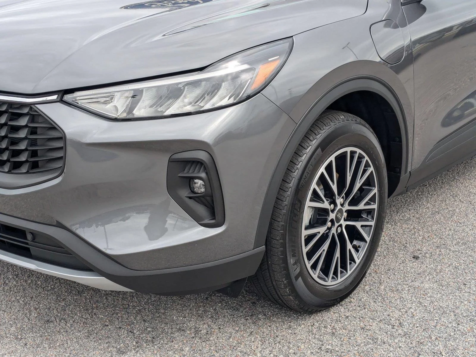 Used 2024 Carbonized Gray Metallic Ford PHEV image 9