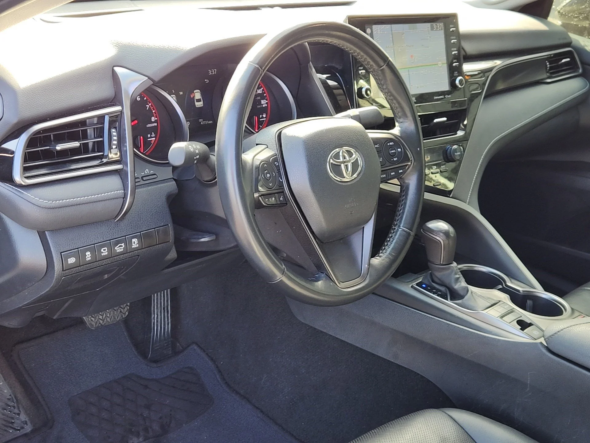 2024 Toyota Camry XSE - Photo 11