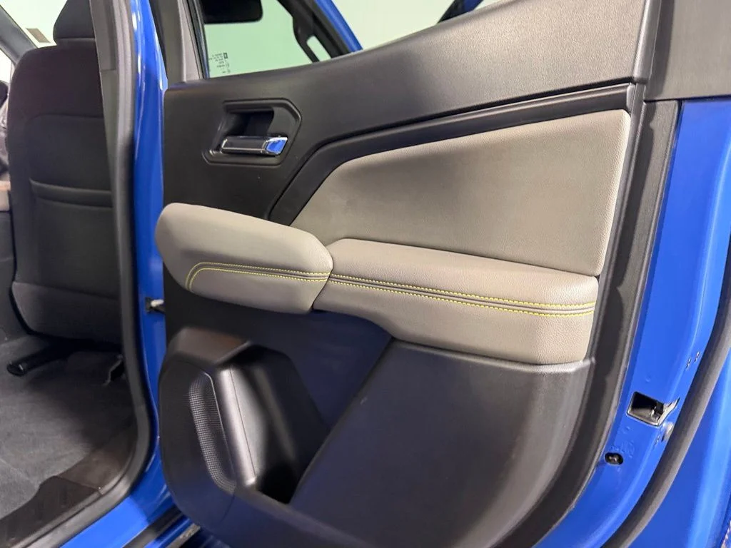 Certified Used 2025 Blue Chevrolet ZR2 image 32