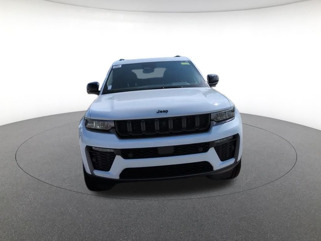 New 2026 White Jeep  image 14