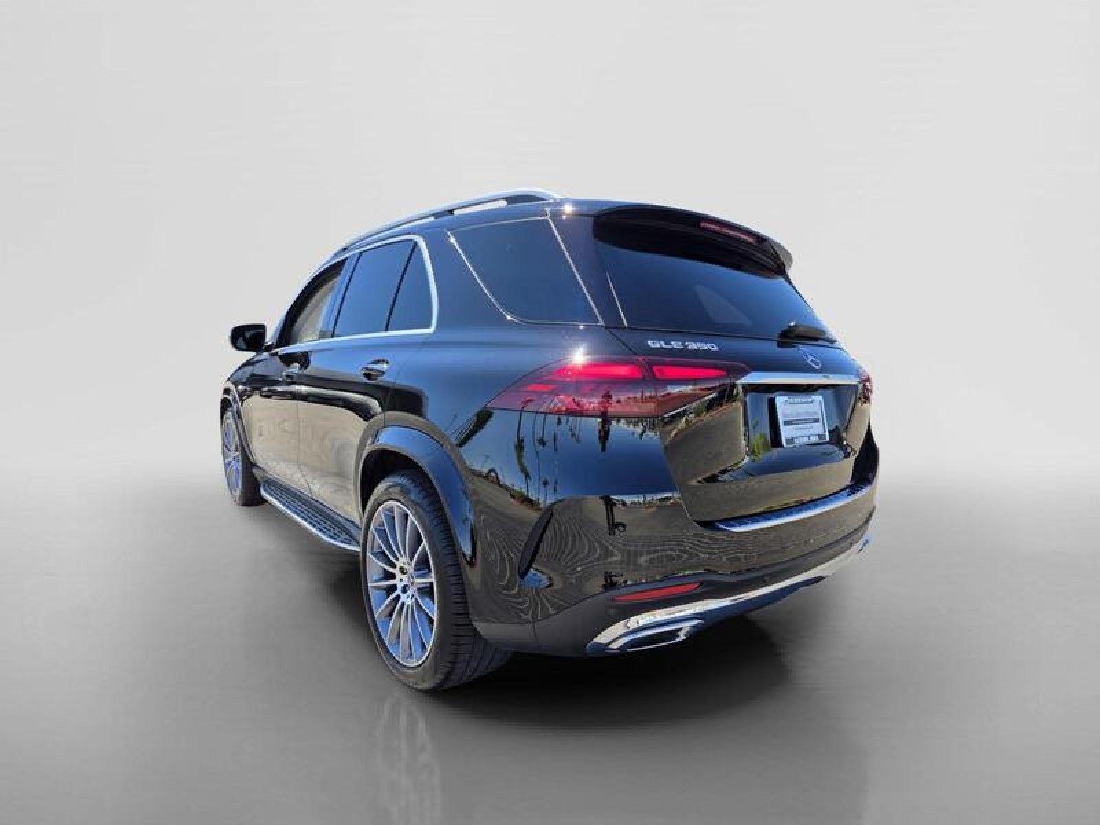 Certified Used 2024 Black Mercedes-Benz GLE 350 image 3