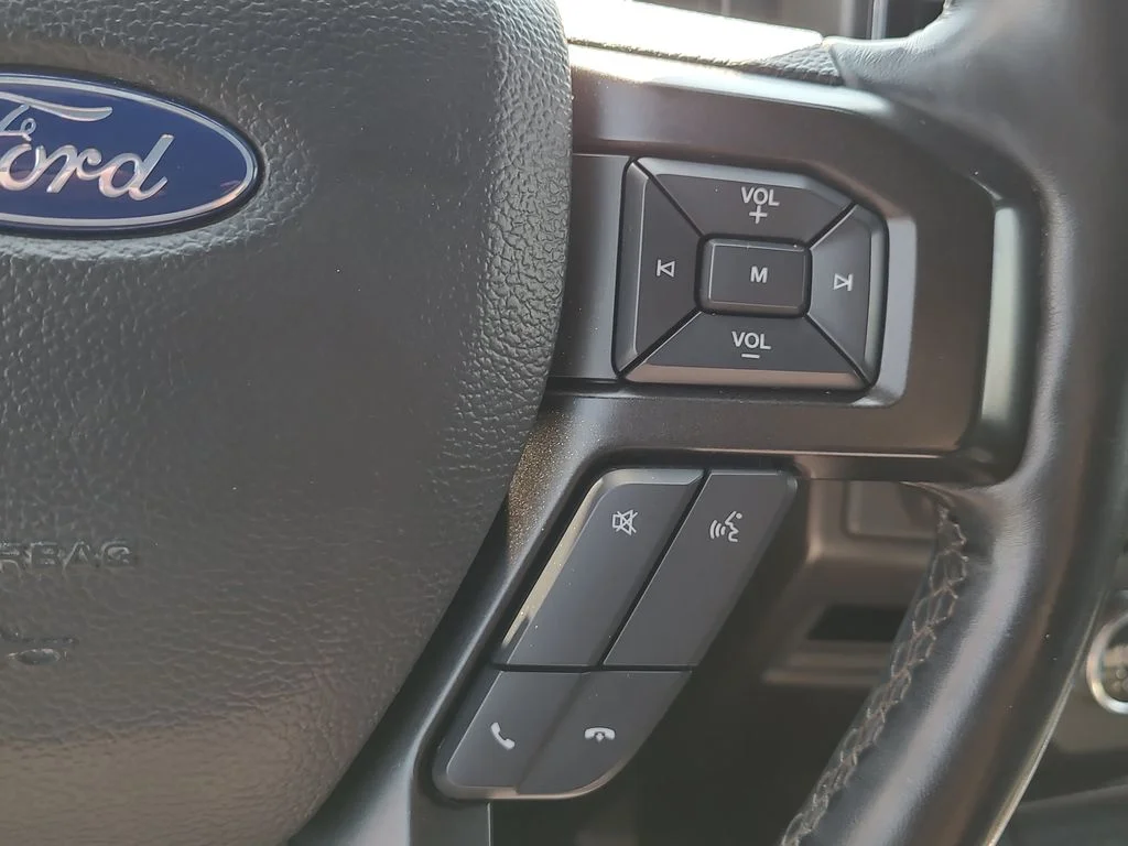 Used 2018 Gray Ford Limited image 33
