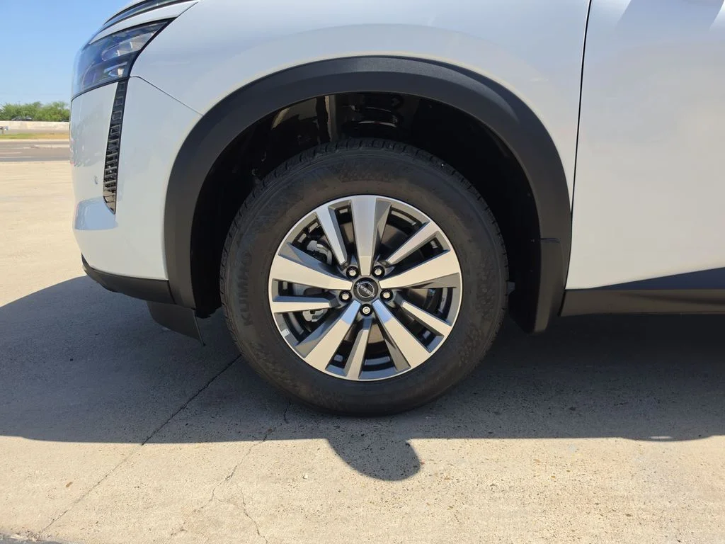 New 2026 Everest White Pearl TriCoat Nissan SL image 29