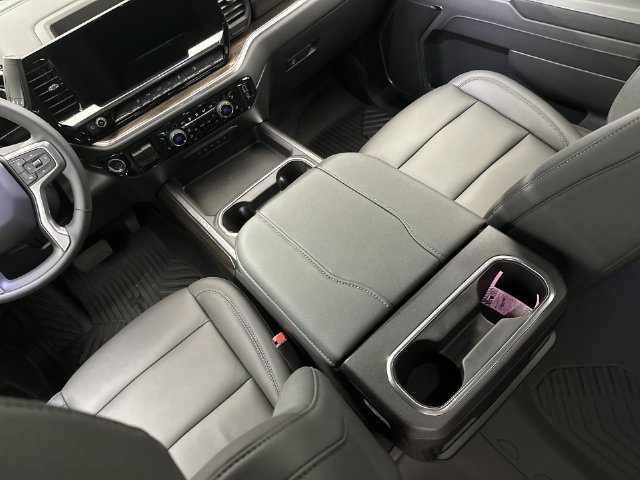 2026 Chevrolet Silverado 2500 HD photo 24 of 35