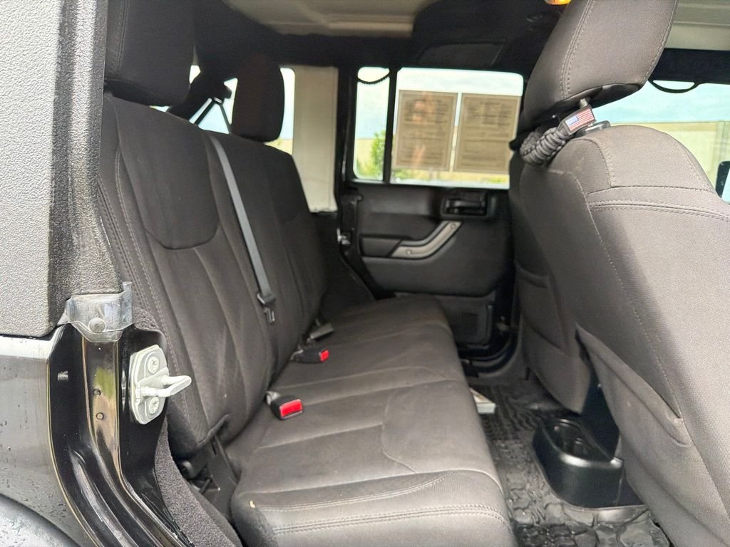 Used 2018 Black Jeep Unlimited Sport image 19