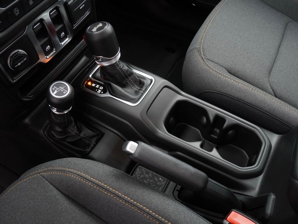 New 2026 Black Clear-Coat Exterior Paint Jeep Sport image 16