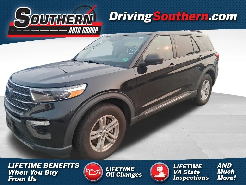Used 2022 Black Ford XLT image 1