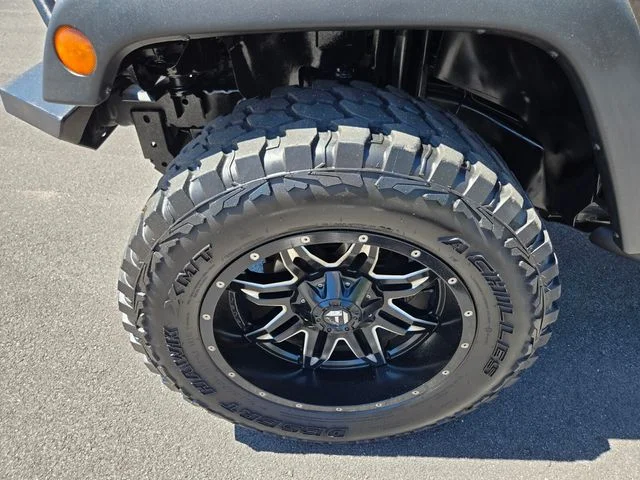 Used 2015 Black Jeep Unlimited Sport image 34