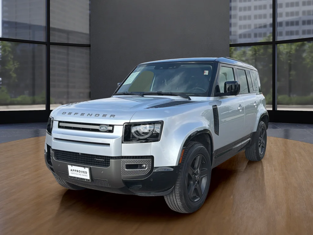 Used 2022 Silver Land Rover X-Dynamic SE image 12