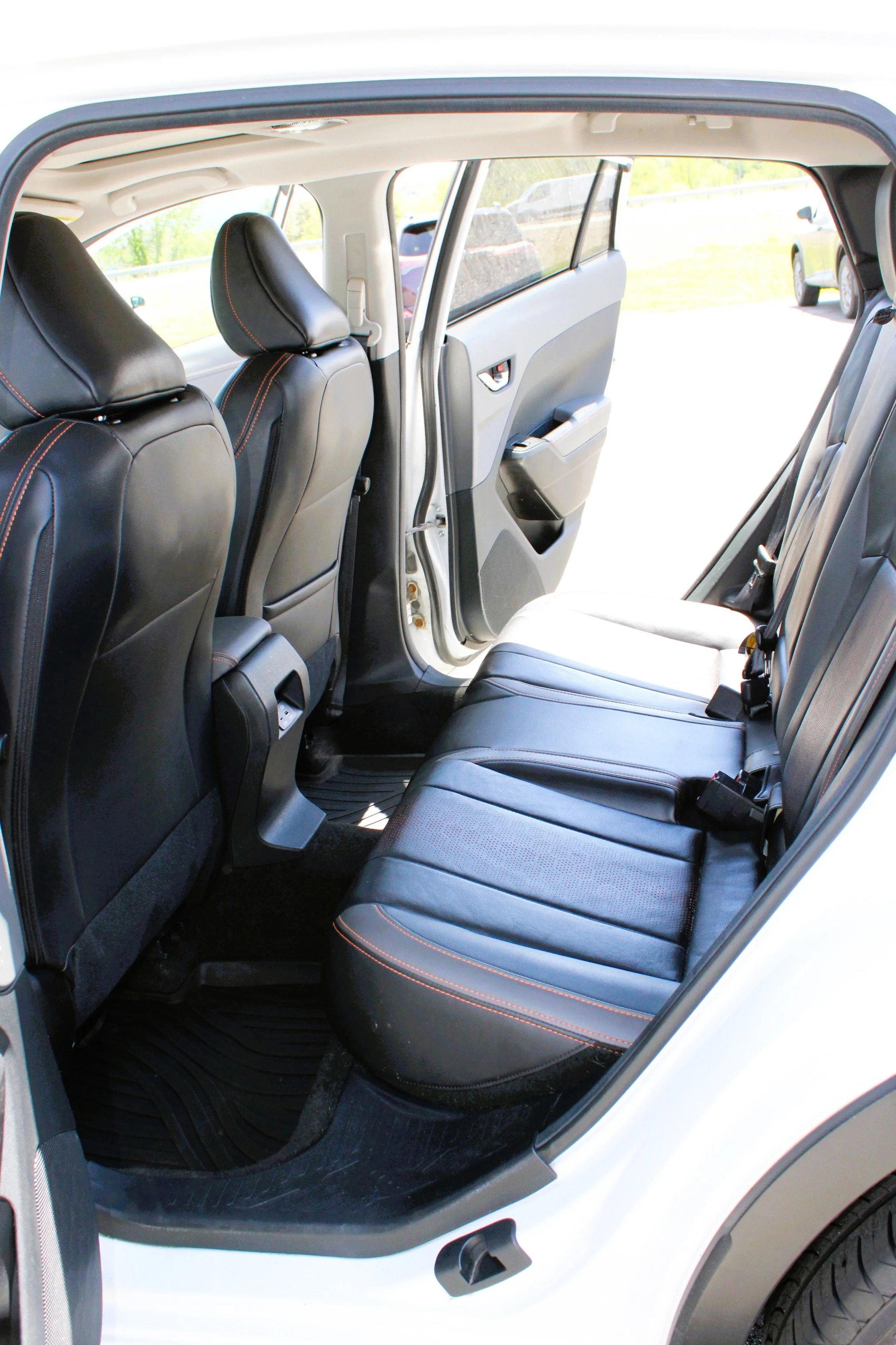 Used 2024 Crystal White Pearl Subaru Limited image 26
