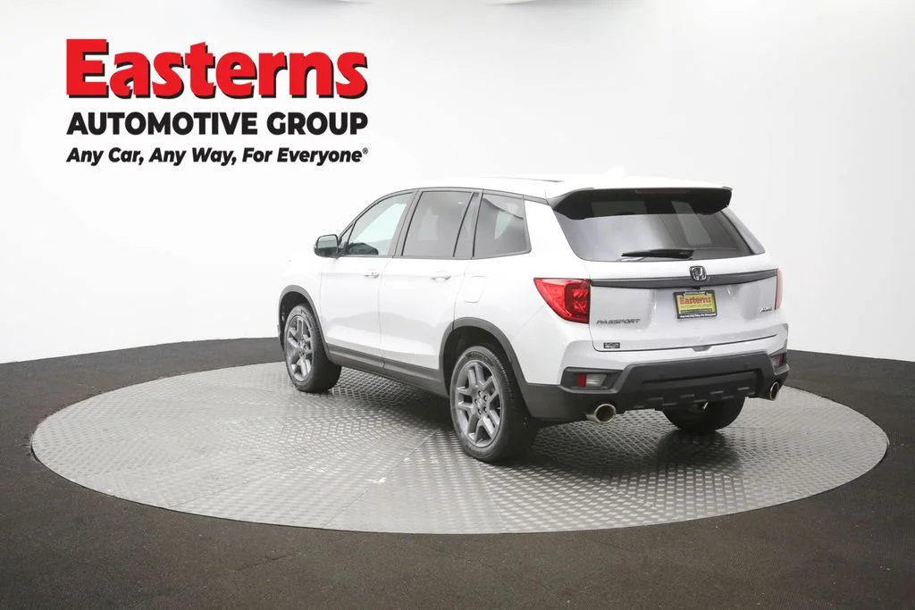 Used 2023 White Honda EX-L image 67