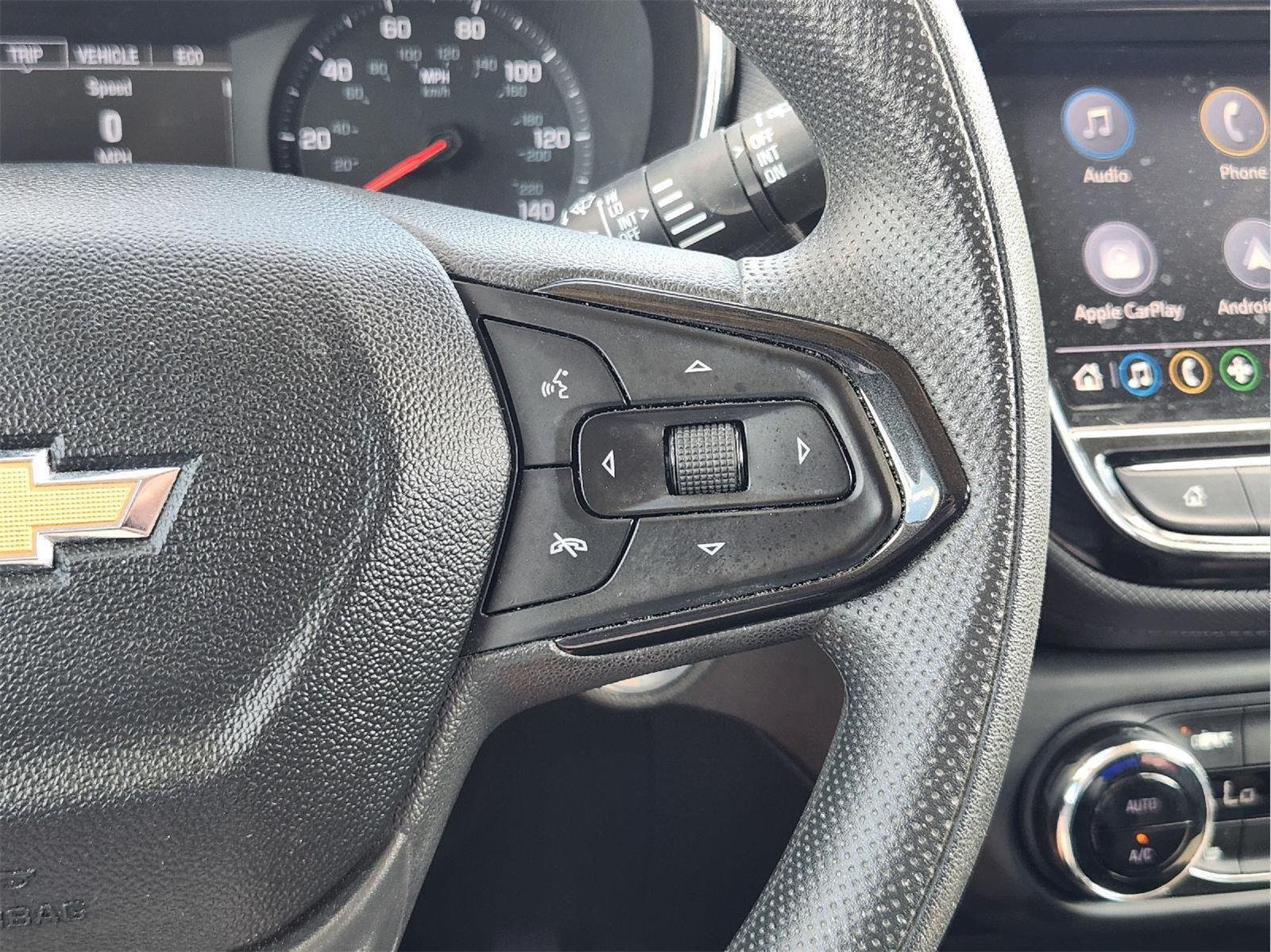 Used 2022 Summit White Chevrolet LT image 28