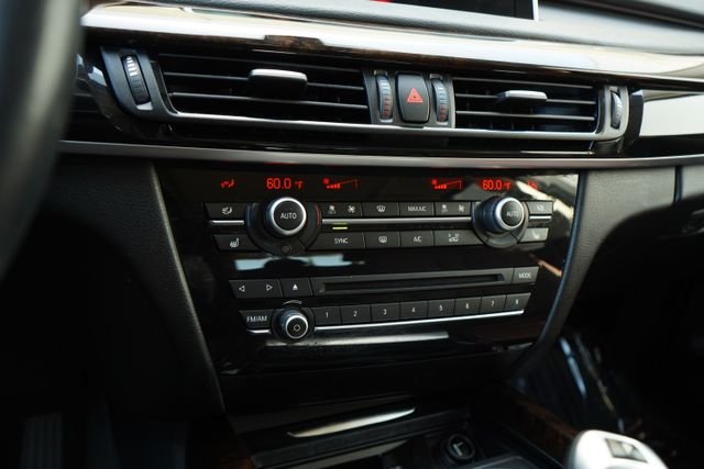 Used 2014 White BMW xDrive35i image 23