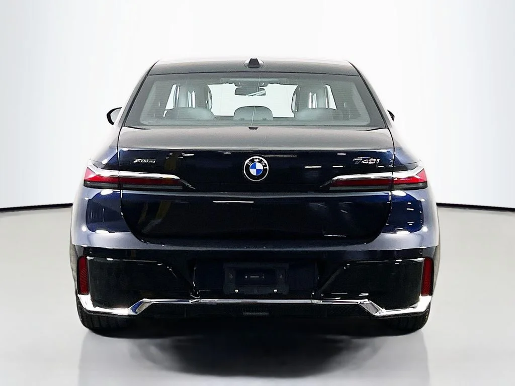 Used 2025 Carbon Black Metallic BMW 740i xDrive image 6
