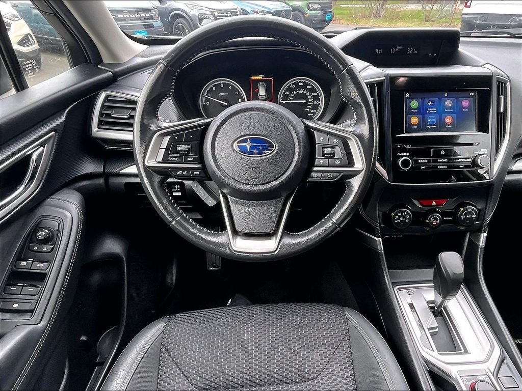 Used 2022 Crystal Black Silica Subaru Premium image 5