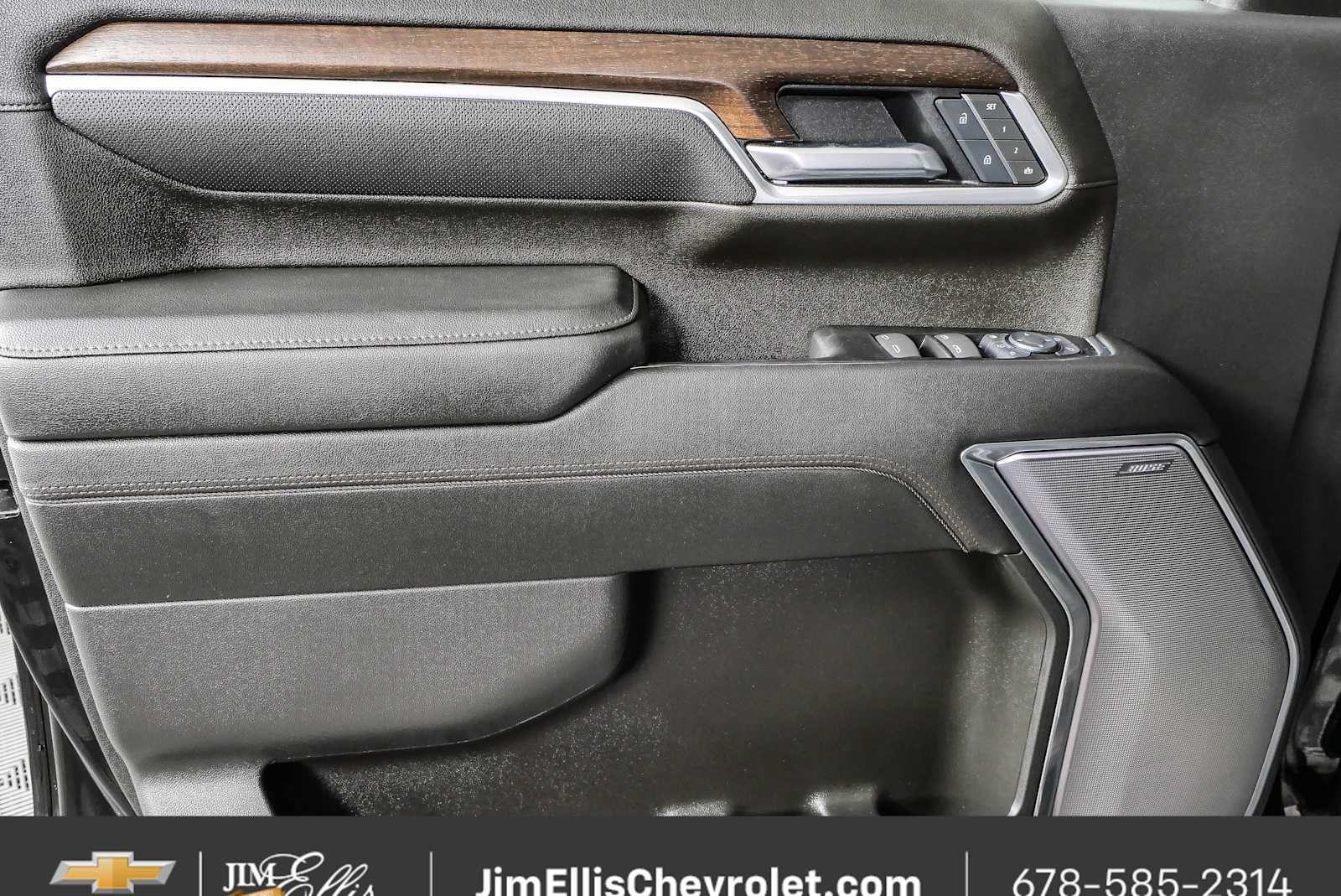 Used 2025 Black Chevrolet High Country image 6