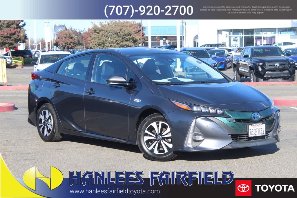 Used 2017 Gray Toyota Advanced image 1