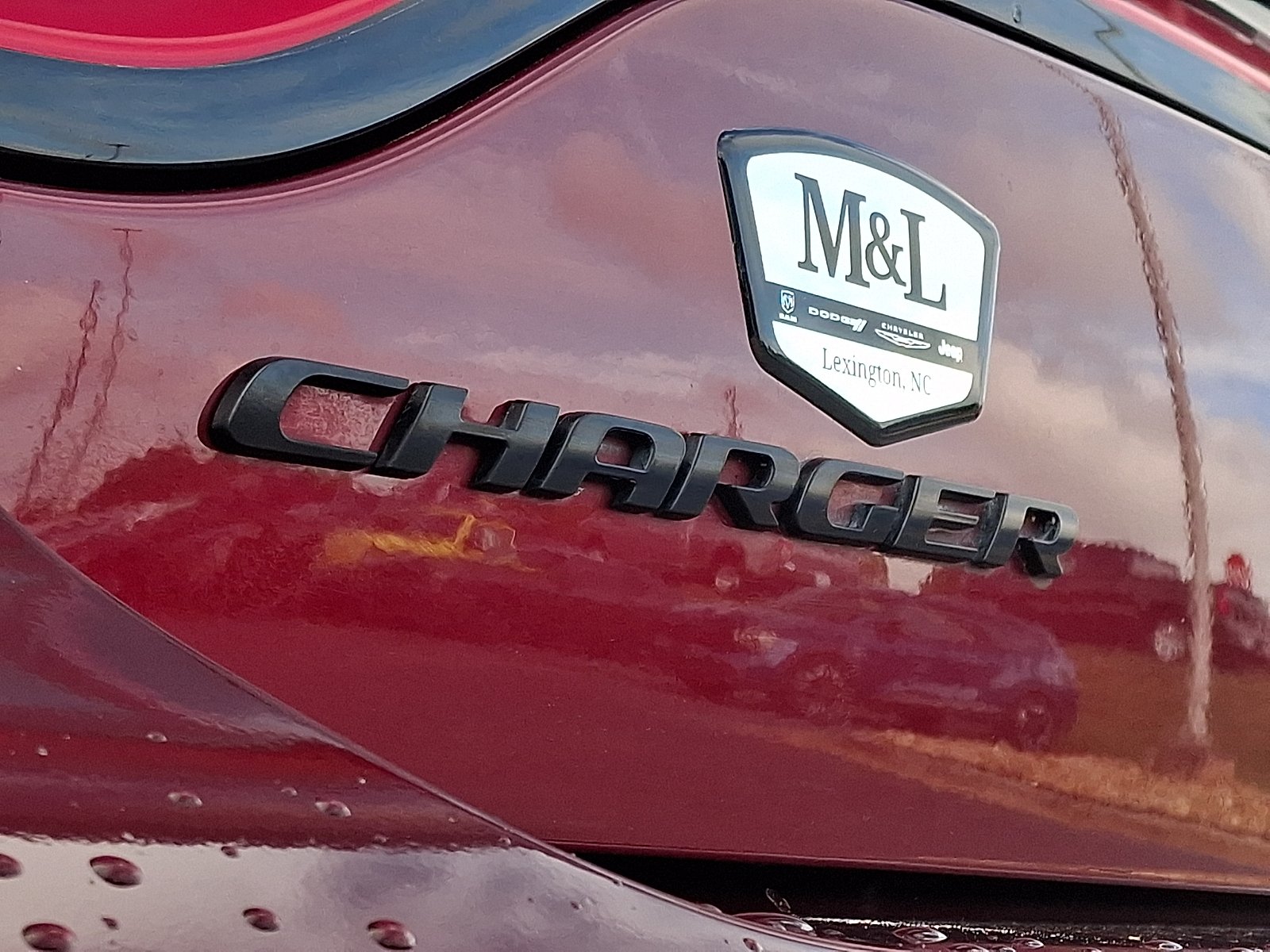 Used 2022 Octane Red Pearlcoat - PRV Dodge SXT RWD image 30
