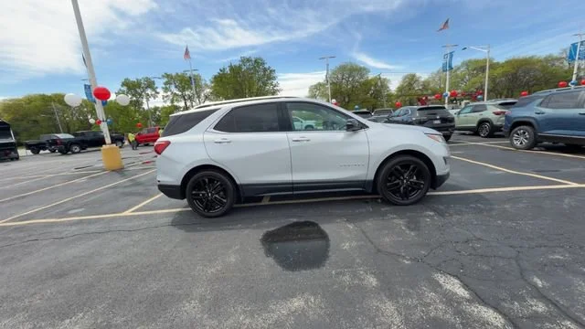 Used 2020 Chevrolet Equinox LT with VIN 2GNAXUEV8L6211381 for sale in Valparaiso, IN