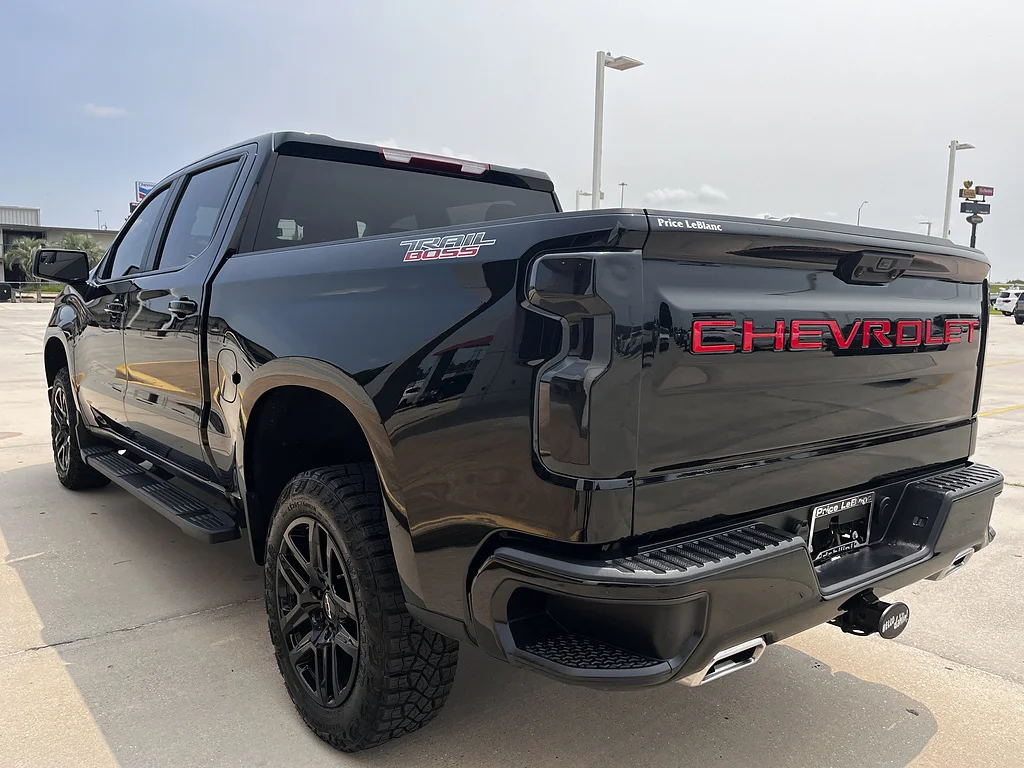 Used 2025 Black Chevrolet Custom Trail Boss image 5