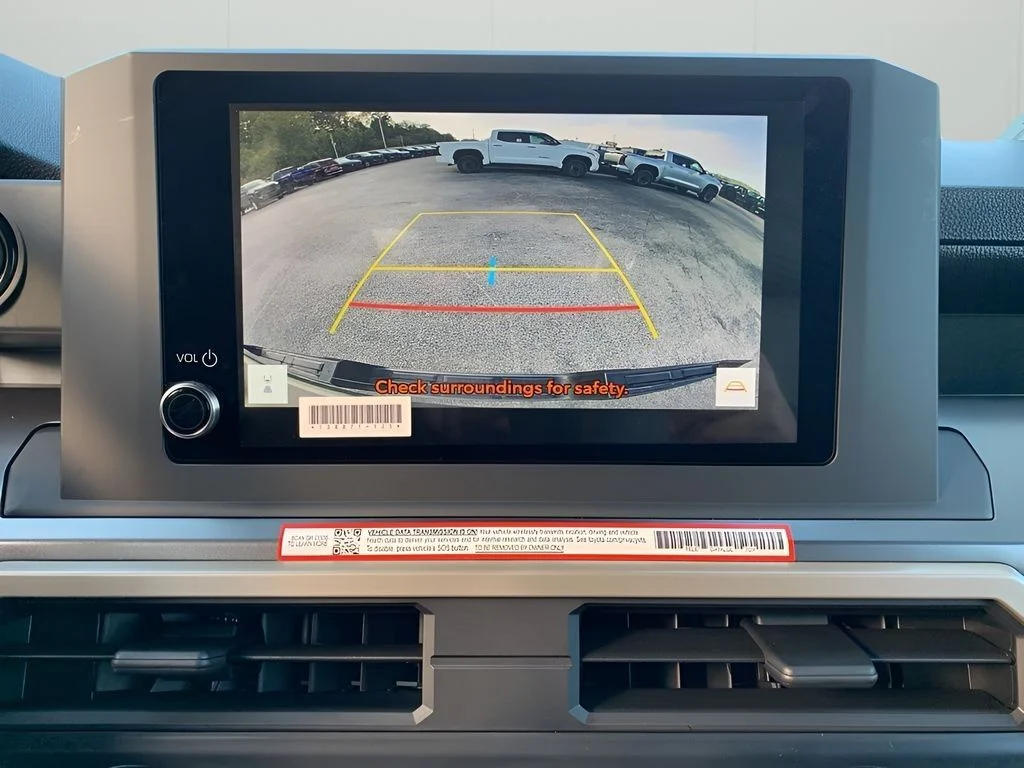 Used 2025  Toyota SR5 image 20