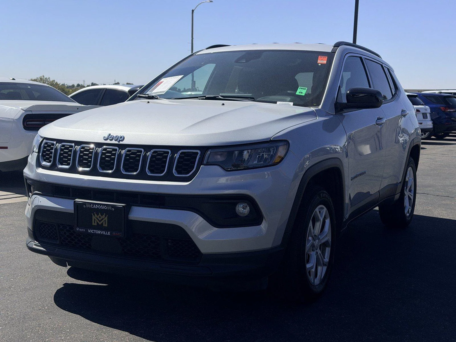 Used 2024 Silver Zynith Met Jeep Latitude image 3