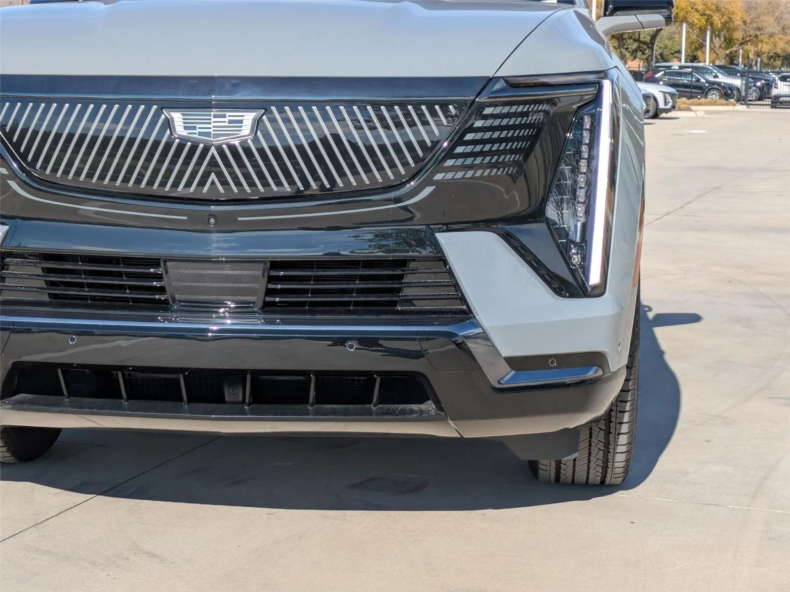 New 2026 Luna Metallic Cadillac Sport image 6