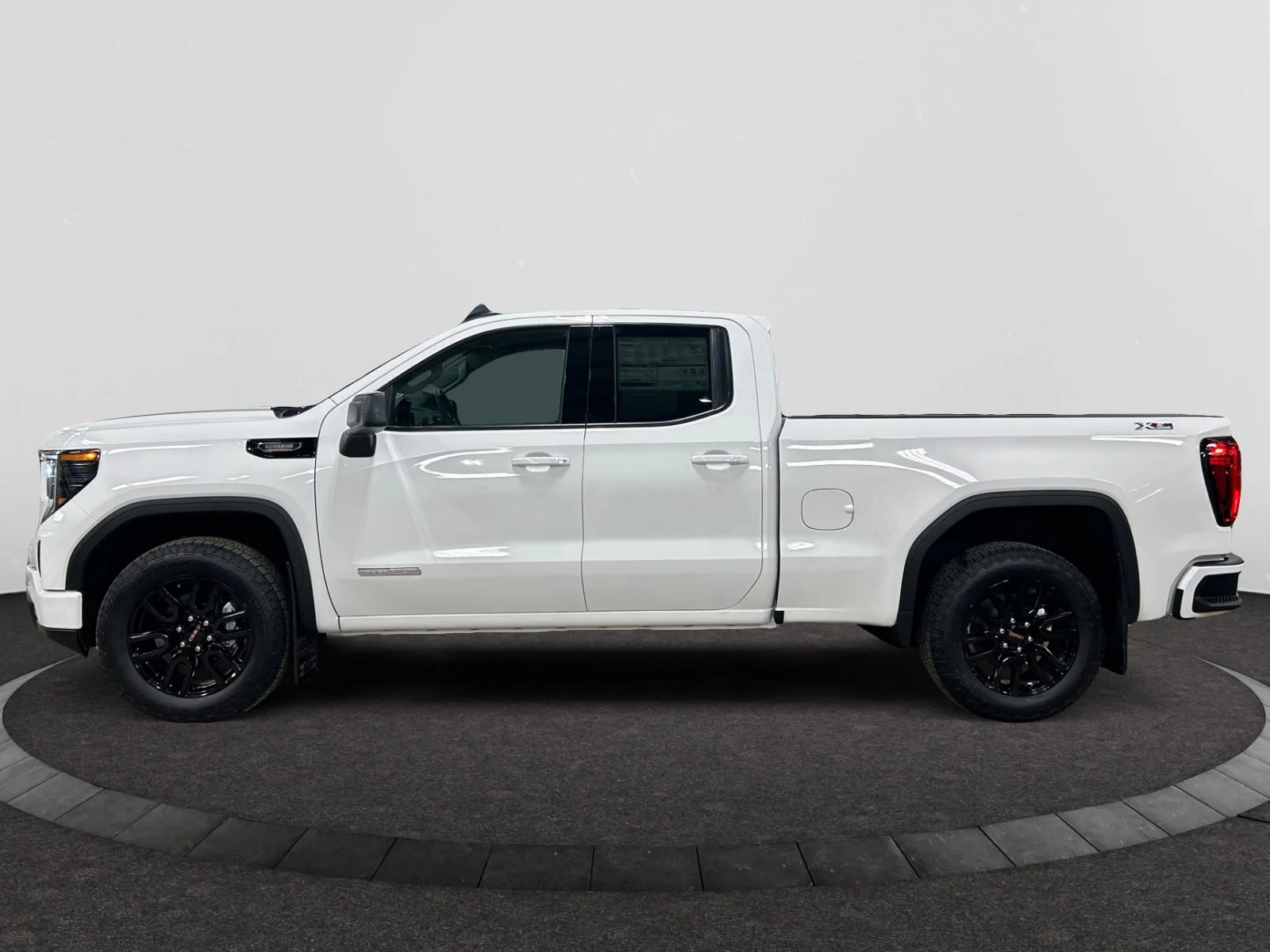 New 2026 Summit White GMC Elevation image 2