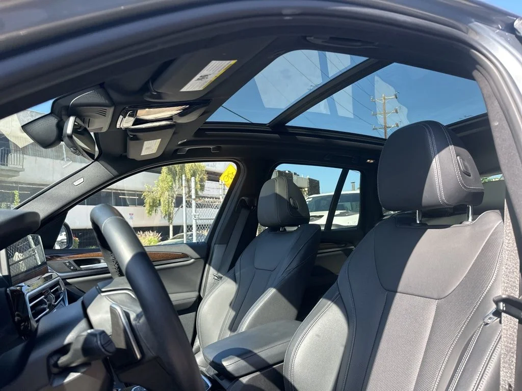 Used 2023 Gray BMW sDrive30i image 11