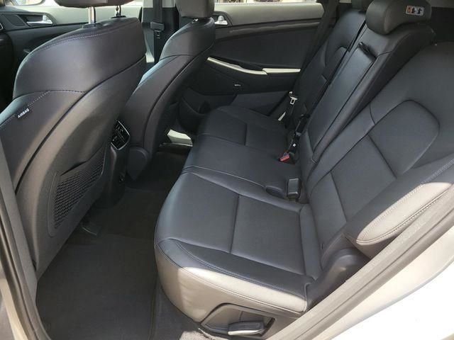 Used 2021 Silver Hyundai Limited image 13