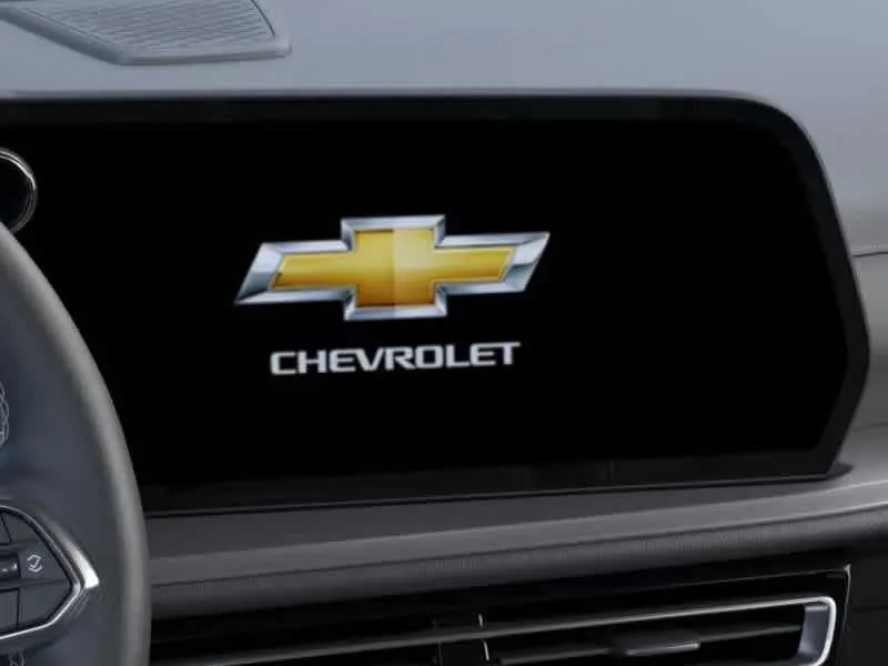 New 2027 Summit White Chevrolet LT image 20