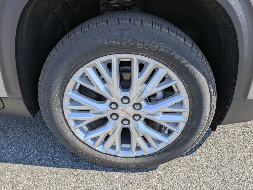 New 2027 Sterling Metallic GMC Elevation image 9