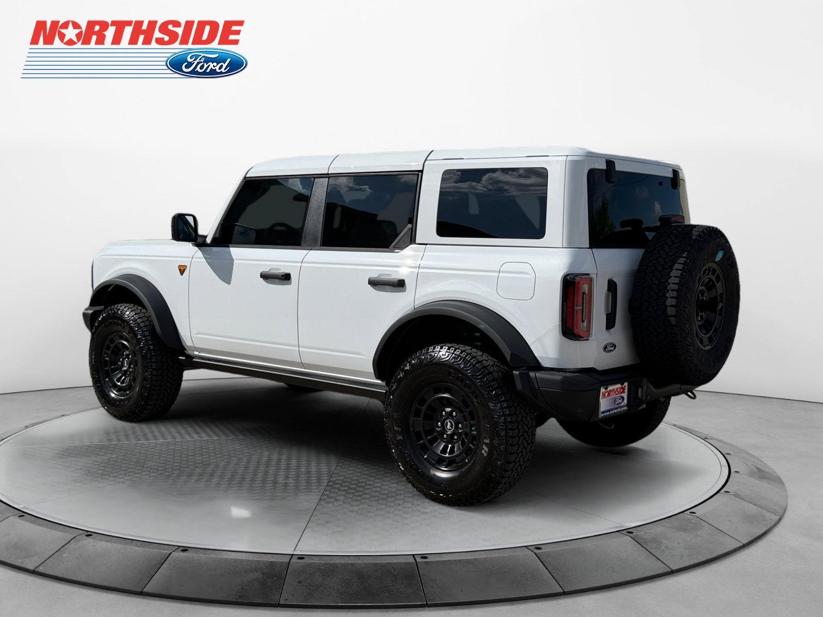 New 2026 Oxford White Ford Badlands image 5
