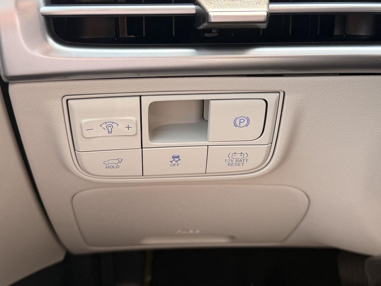 New 2026 Ash Black Hyundai SEL AWD image 29