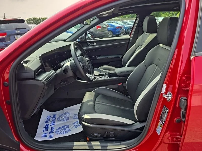 Used 2025 Red Kia GT-Line image 23