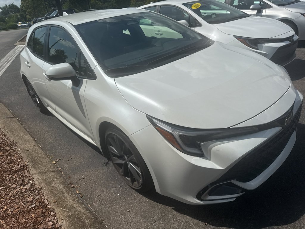 Used 2024 Wind Chill Pearl Toyota XSE image 3