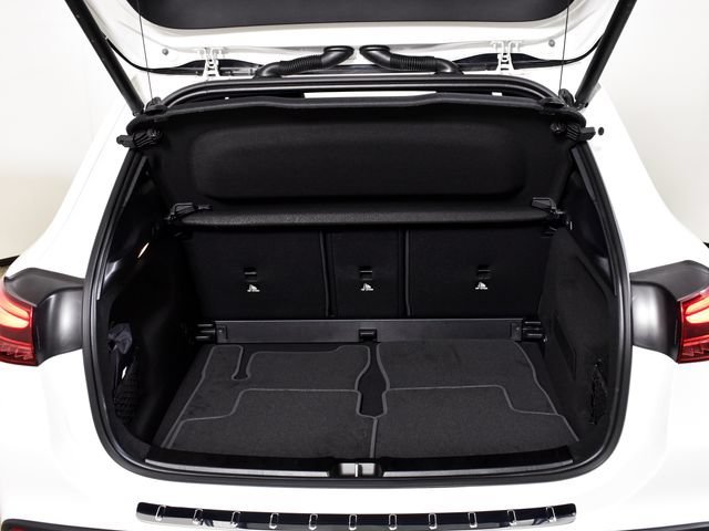 New 2026 Polar White Mercedes-Benz GLA 250 image 77