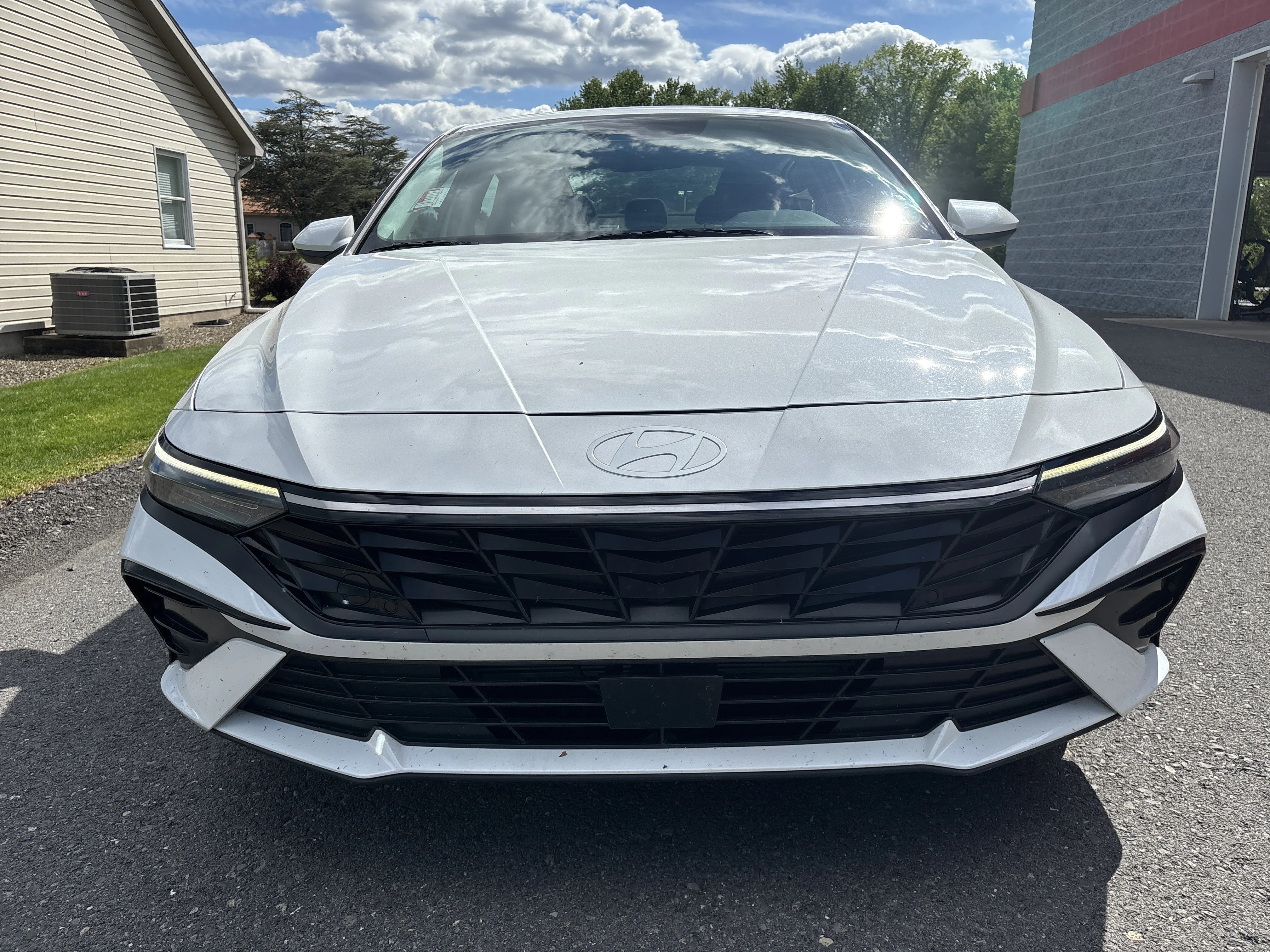 Used 2025 Serenity White Hyundai SEL Convenience image 9