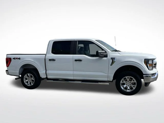 Used 2023 White Ford XLT image 2