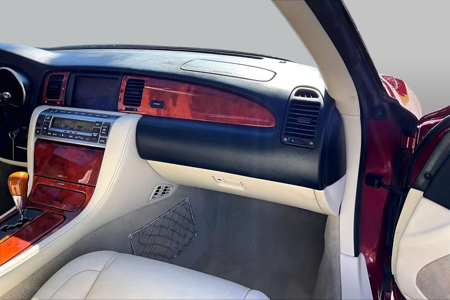 Used 2006 Matador Red Mica Lexus  image 15