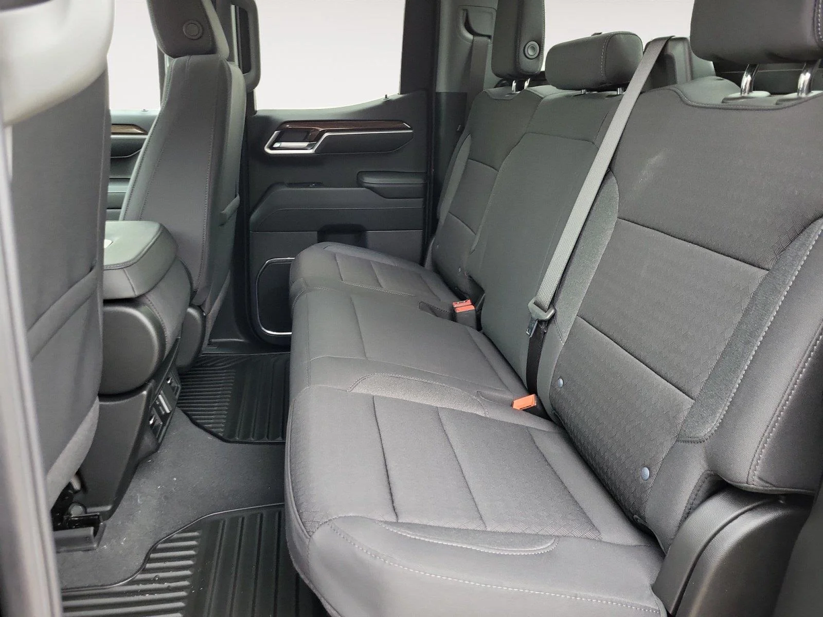 Used 2025 Black Chevrolet LT image 17