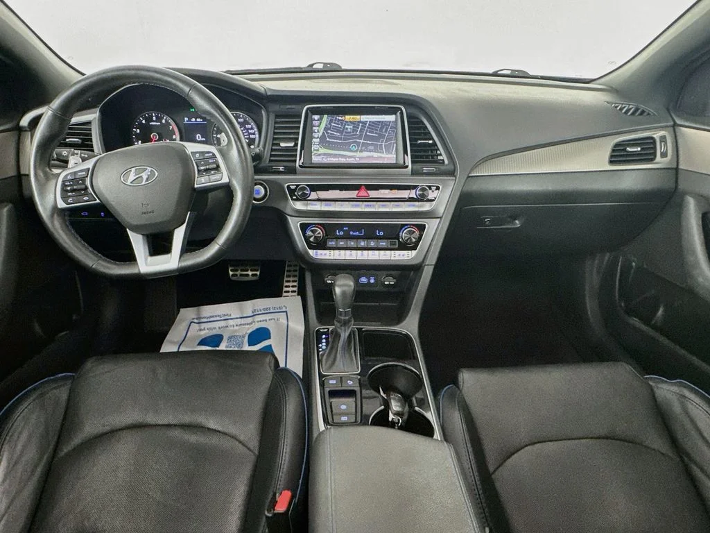 Used 2019 Blue Hyundai Limited image 27
