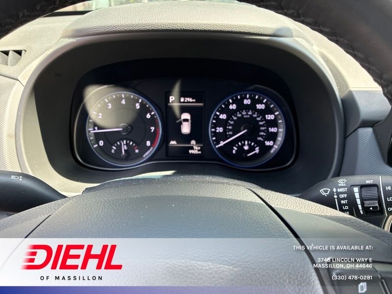 Used 2023 Gray Hyundai SEL image 1