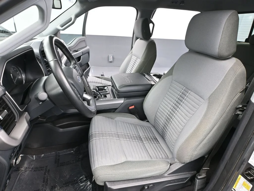 Used 2023 Blue Ford XLT image 27