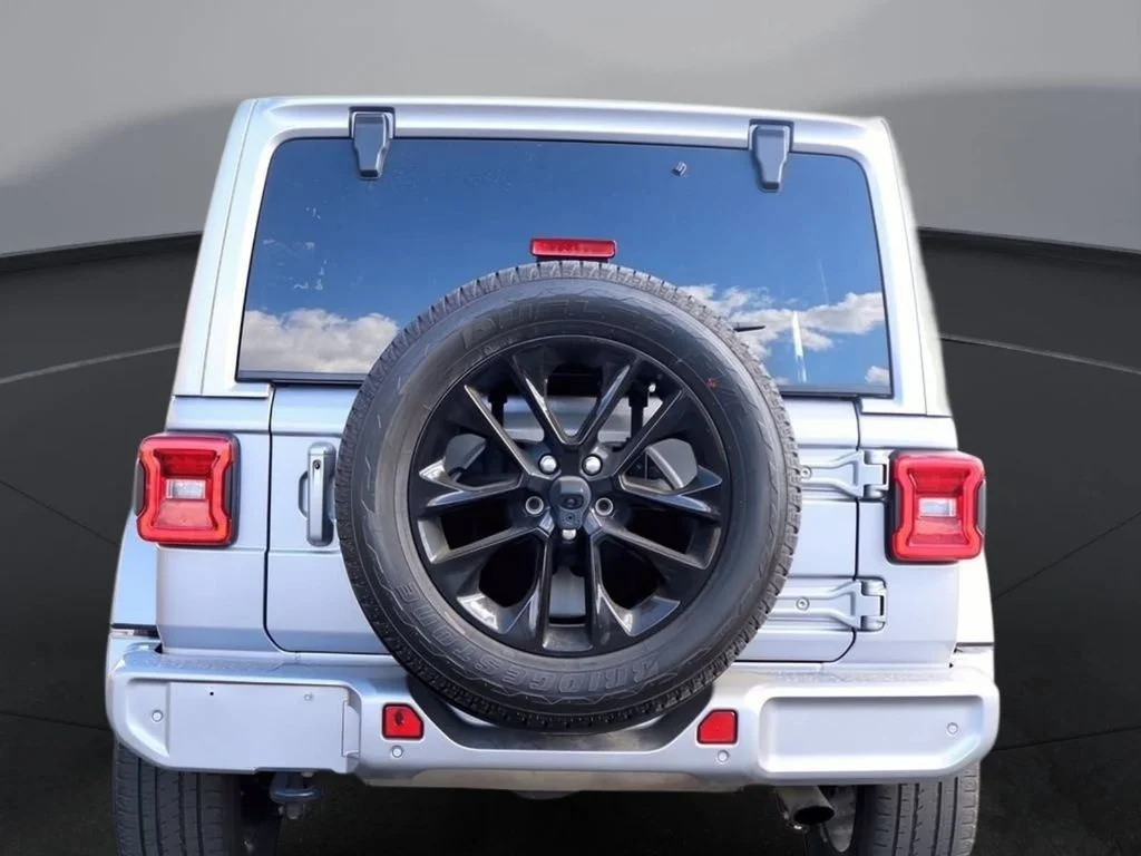 Used 2021 Billet Silver Metallic Jeep Unlimited High Altitude image 32