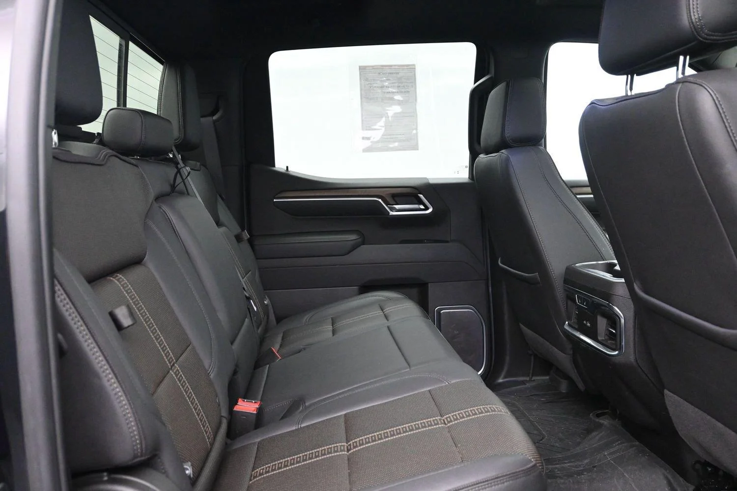 Used 2025 Black Chevrolet High Country image 15