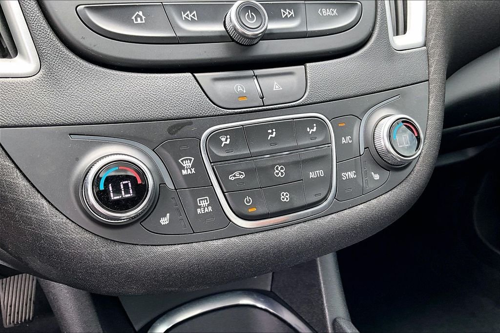 Used 2022 Black Chevrolet LT image 21