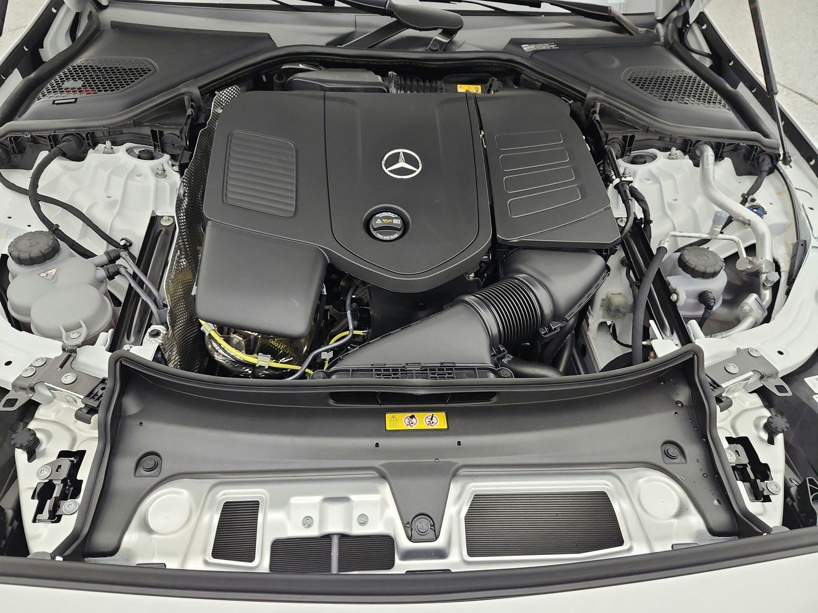 New 2027 Polar White Mercedes-Benz E 350 RWD Sedan image 12