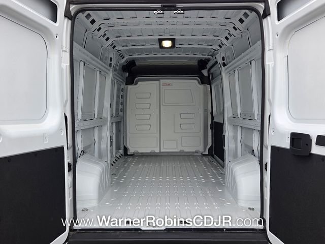 New 2026 Bright White Clear-Coat Exterior Paint RAM High Roof image 9