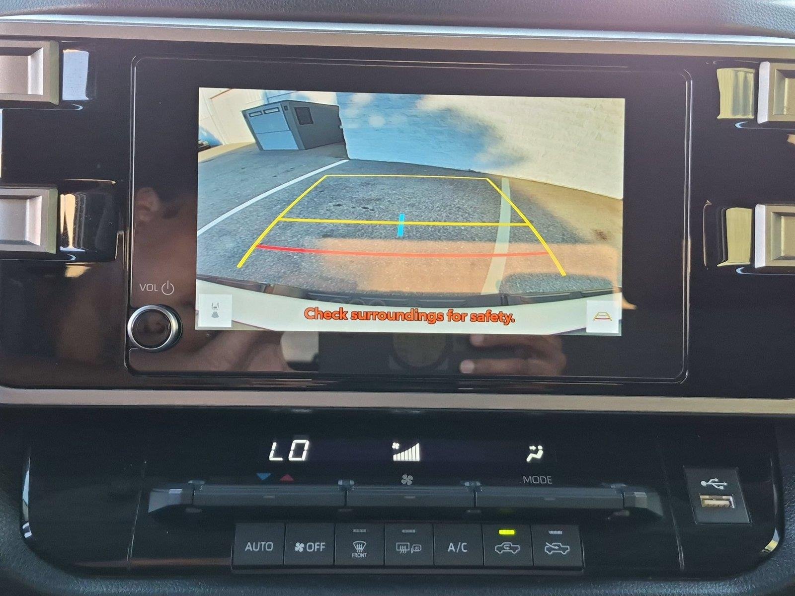 Used 2024 Ice Cap Toyota SR5 image 25